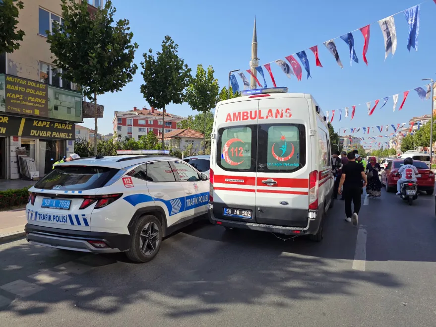 Tekirdağ’da iki otomobilin çarpıştığı kazada 3 kişi yaralandı