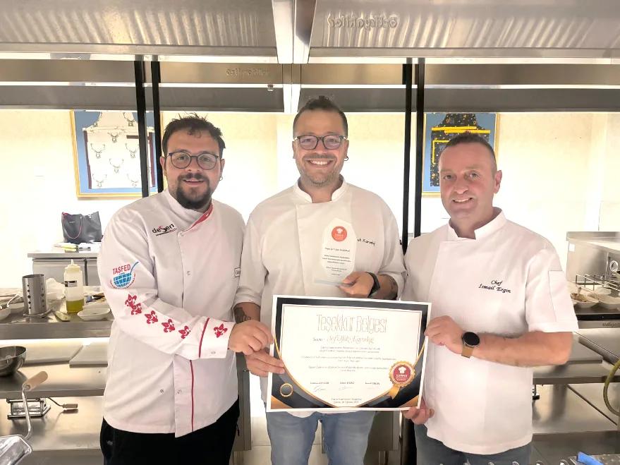 AA 20250827 38935326 38935322 EDIRNE GASTRONOMI AKADEMISINDE EL YAPIMI MAKARNA ATOLYESI DUZENLENDI - Edirne Gastronomi Akademisinde el yapımı makarna atölyesi düzenlendi