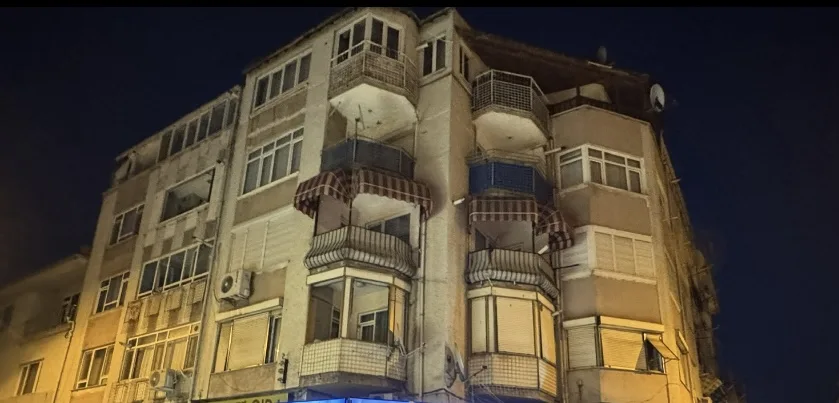Edirne’de kolonlarında hasar tespit edilen apartman tedbir amaçlı boşaltıldı