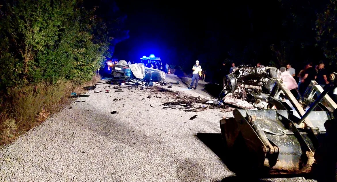 Çanakkale’de feci kaza: 6 kişi hayatını kaybetti
