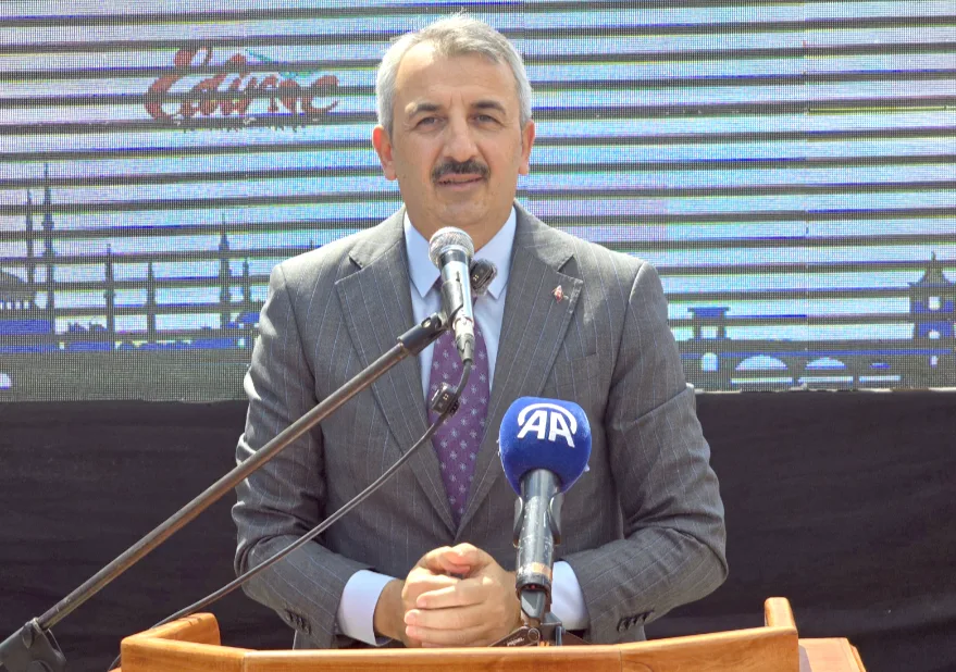Yunus Sezer - Edirne’de yangın tankerleri ve yeni araçlar hizmete sunuldu