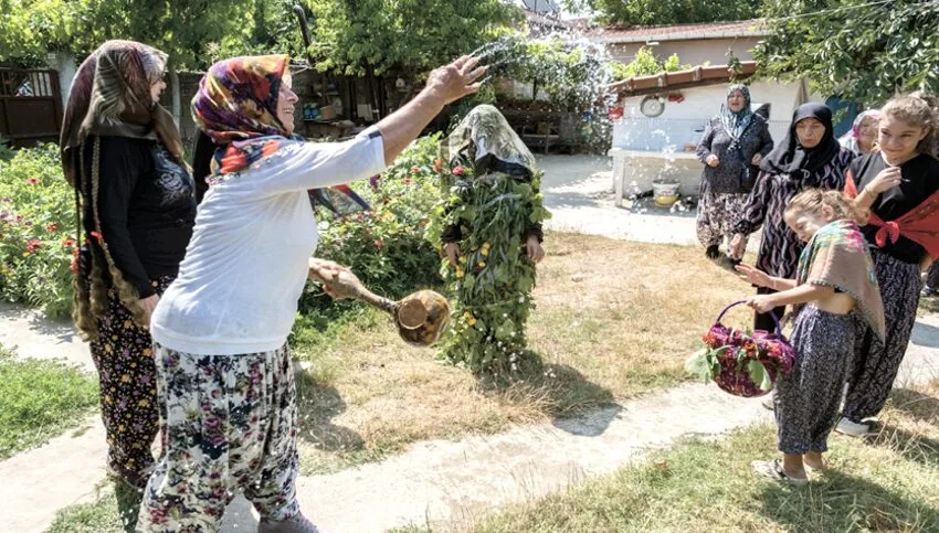 Kırklareli’nde “Yağmur Dadalası” geleneği canlandırıldı