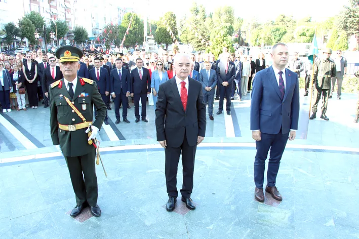Zafer bayrami turk silahli kuvvetler gunu 4 - Büyük Zafer’in 103. yıl dönümü Trakya’da kutlandı