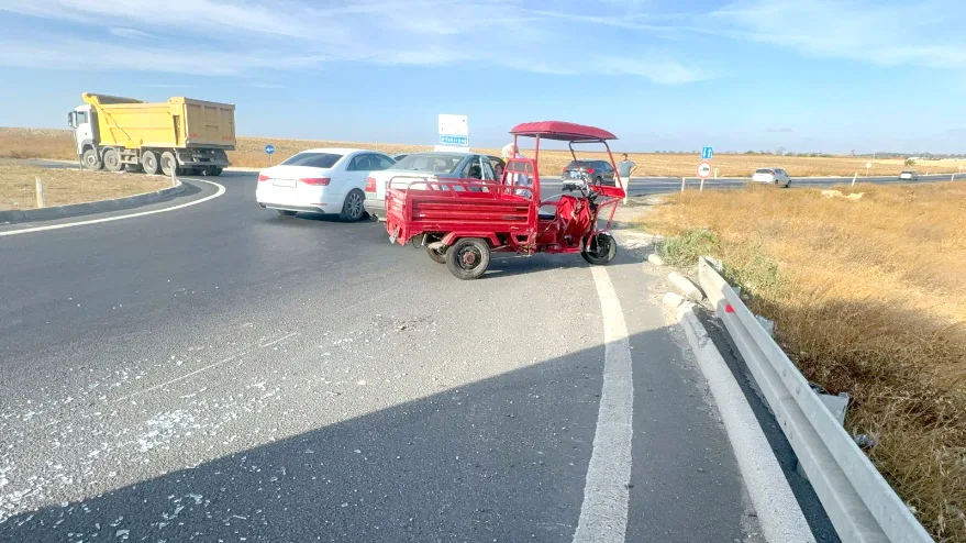 Tekirdağ’da devrilen triportördeki 2 kişi yaralandı