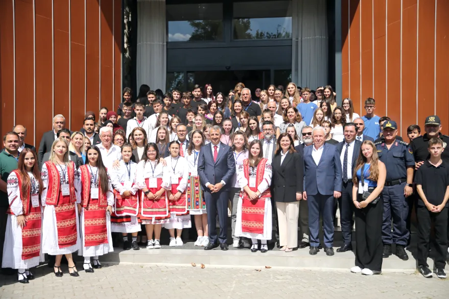Balkanlar’dan gelen öğrenciler Edirne’de misafir ediliyor