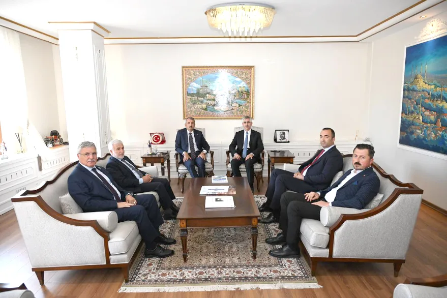 Milli Eğitim Bakan Yardımcısı Yılmaz, Vali Sezer’i ziyaret etti
