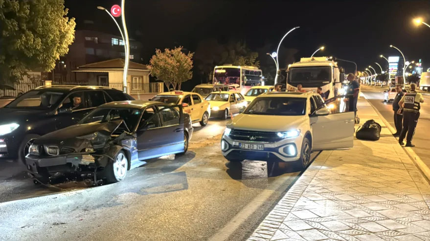 Edirne’deki zincirleme trafik kazasında 1 kişi yaralandı