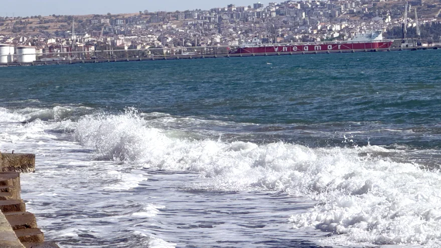 Tekirdağ’da poyraz deniz ulaşımını olumsuz etkiliyor