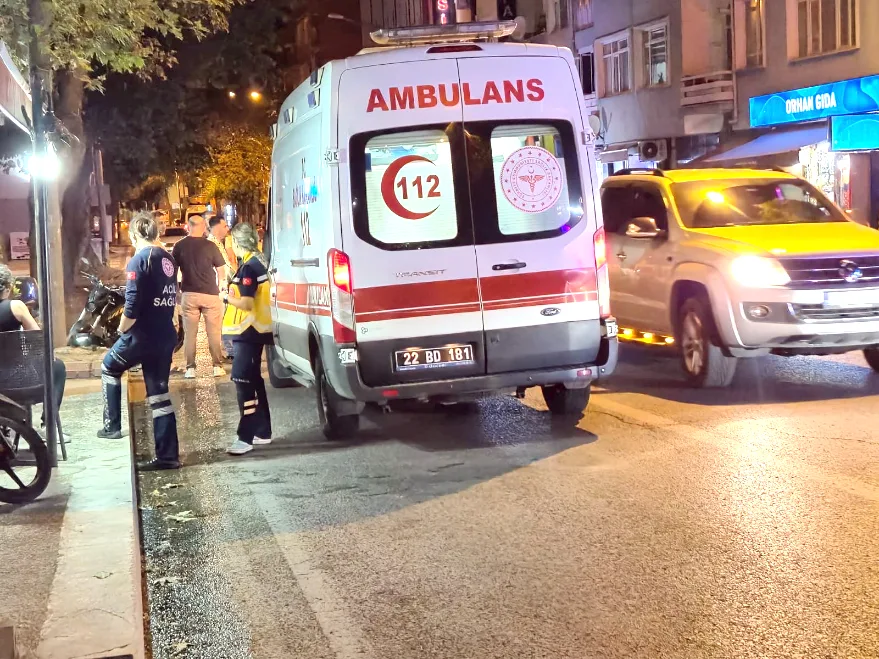 Edirne’de otomobille motosikletin çarpıştığı kazada 1 kişi yaralandı