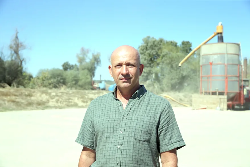AA 20250926 39228894 39228893 EDIRNEDE KURAKLIK VE SICAKLAR BU YIL DA AYCICEGINDE VERIMI DUSURDU - Edirne’de ayçiçeği kuraklığa yenik düştü