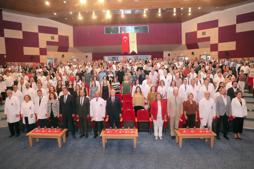 Beyaz Onluk Toreni 1 - Geleceğin hekimleri beyaz önlüklerini giydi