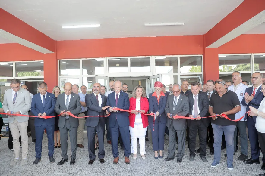 Trakya Üniversitesi Tıp Fakültesi amfileri yenilendi