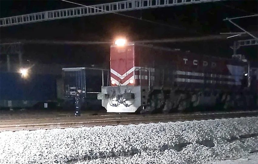 Edirne’de trenin çarptığı kişi feci şekilde hayatını kaybetti
