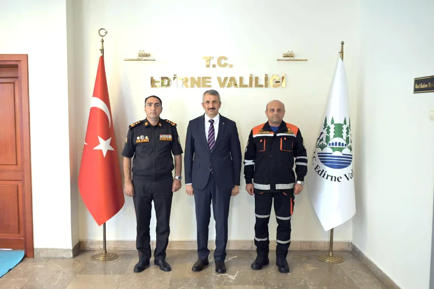 Vali Sezer, Azerbaycan’dan gelen heyeti kabul etti