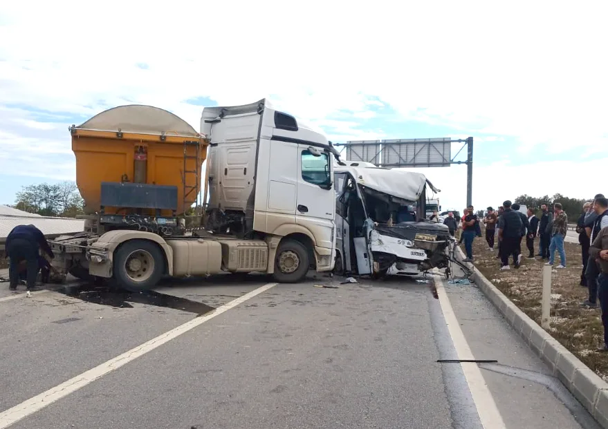 Tekirdağ’daki zincirleme trafik kazasında 3 kişi yaralandı
