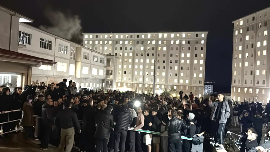 Edirne’de öğrenci yurdunda “su kesintisi” protestosu