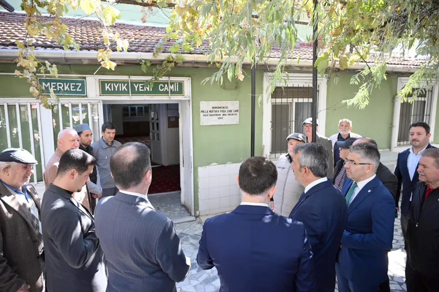 Vali Sezer, restore edilecek camide incelemede bulundu