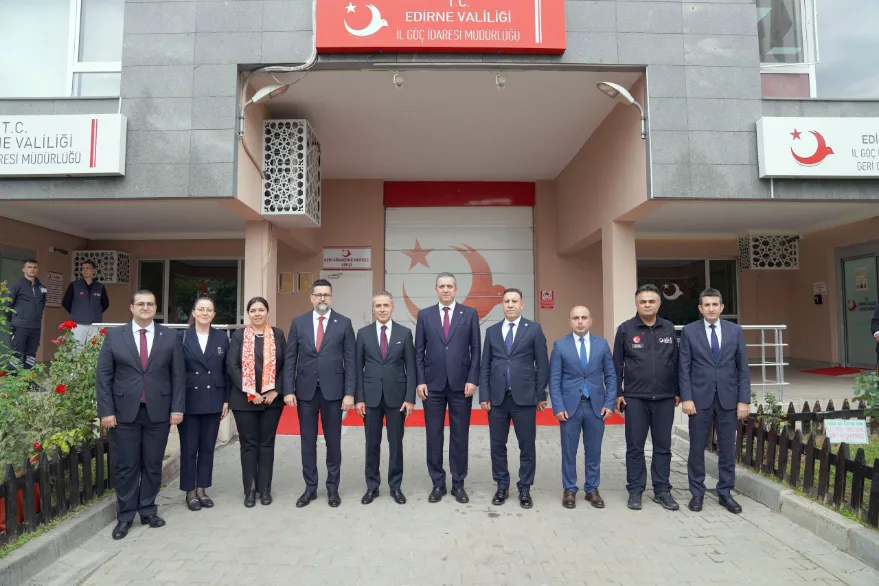 AA 20251017 39443168 39443167 GOC IDARESI VE TBB HEYETINDEN EDIRNE GERI GONDERME MERKEZINE ZIYARET - Sağkan ve Kök’ten Edirne’de ortak inceleme