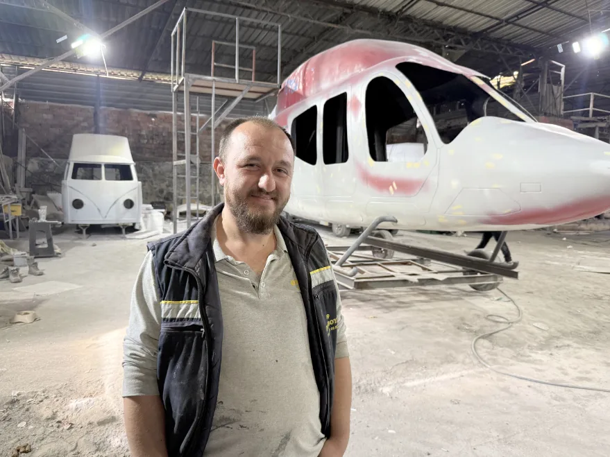 Tekirdağlı kaporta ustasından fiberglas helikopter maketi