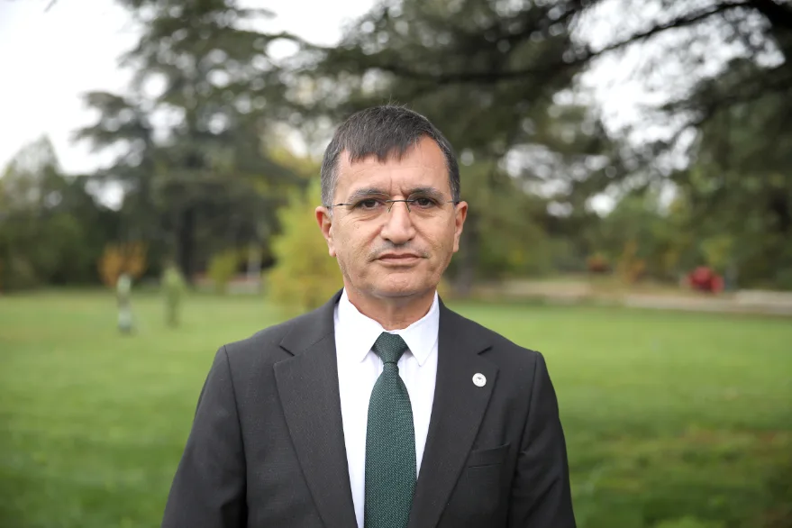 AA 20251029 39552047 39552045 EDIRNE KIRMIZISI YAPILAN CALISMALARLA EKONOMIK VE KULTUREL DEGER HALINE GETIRILDI - Edirne kırmızısı yapılan çalışmalarla ekonomik ve kültürel değer haline getirildi