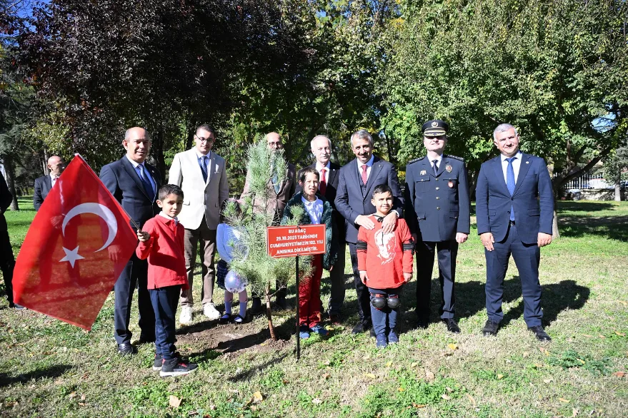 Edirne’de Cumhuriyet Fidanlığına 102. yıl fidanı dikildi