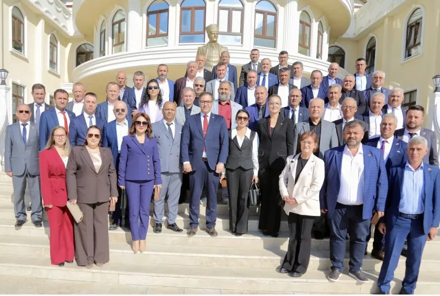Edirne Belediyesi, Muhtarların Günü’nü kutladı