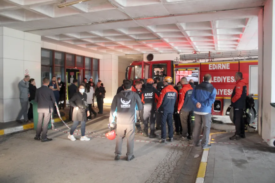 Edirne Devlet Hastanesinde korkutan yangın