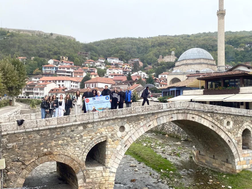 “Fatih’in Torunları Atalarının İzinde” Projesi Kosova’da tamamlandı
