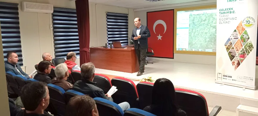 İlçelerde muhtarlara tarım sayımı bilgilendirmesi
