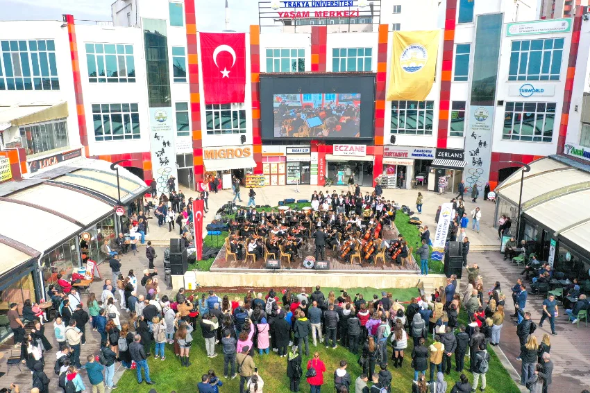 Trakya Üniversitesinde Cumhuriyet Bayramı konseri