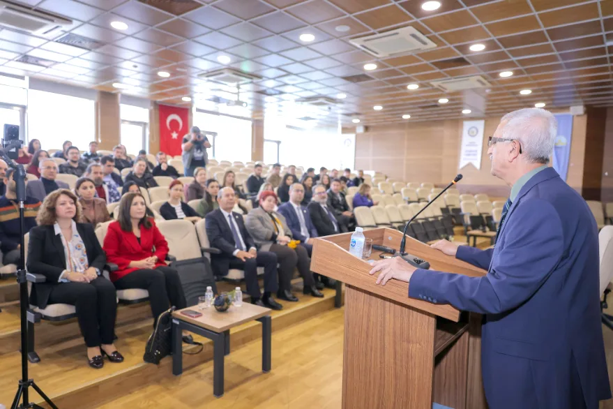 Trakya Üniversitesinde “Cumhuriyet” Konferansı