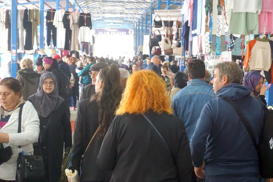 Mahkeme kararı tebliğ edilene kadar Ulus Pazarı açık kalacak