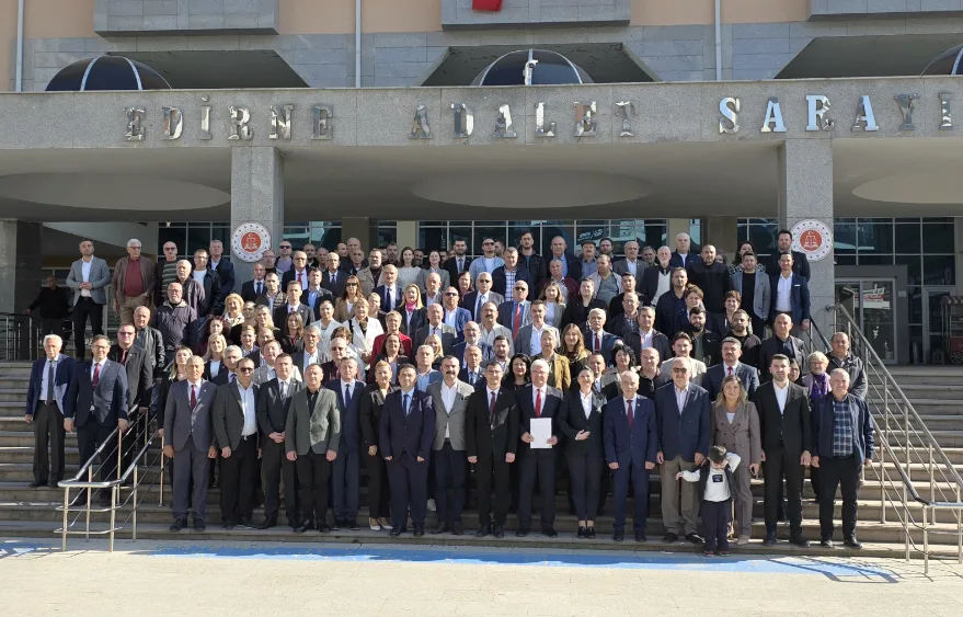 Yucel Balkanli Mazbata 2 - CHP Edirne İl Başkanı Balkanlı, mazbatasını aldı