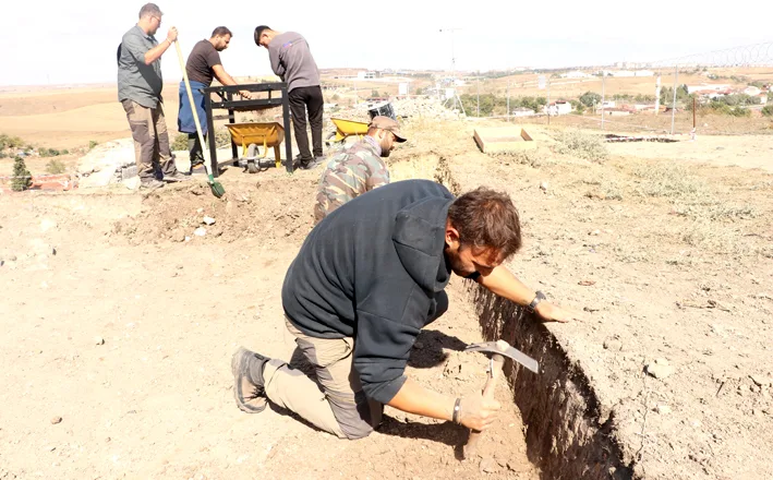 Corlu kalesi kazi 4 - Çorlu Kalesi’ndeki kazılarda Roma, Bizans ve Osmanlı dönemlerinin izleri ortaya çıkarılıyor