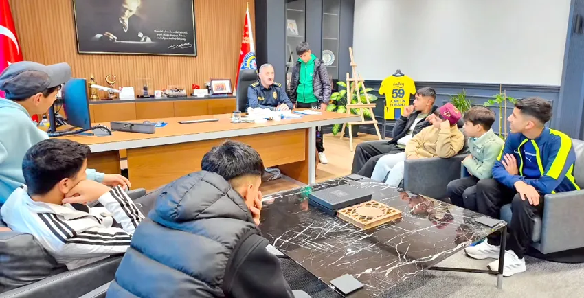 Tekirdağ Emniyet Müdürü Turanlı Roman çocuklarla bir araya geldi