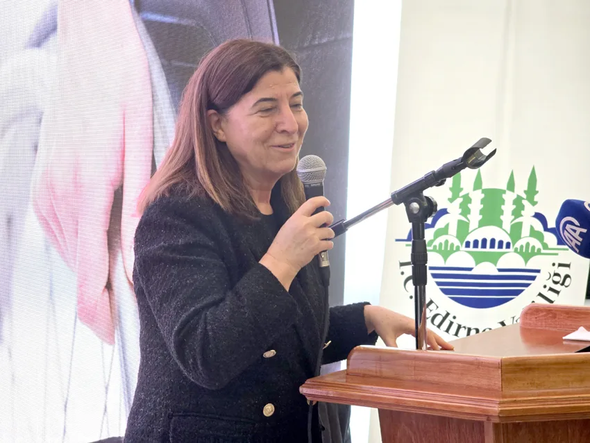 Engelliler akulu sandalye 7 - Mutlulukları gözlerden okundu