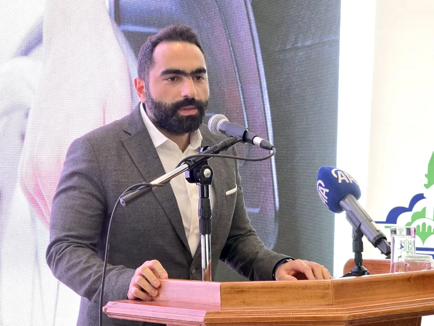 Engelliler akulu sandalye 8 - Mutlulukları gözlerden okundu