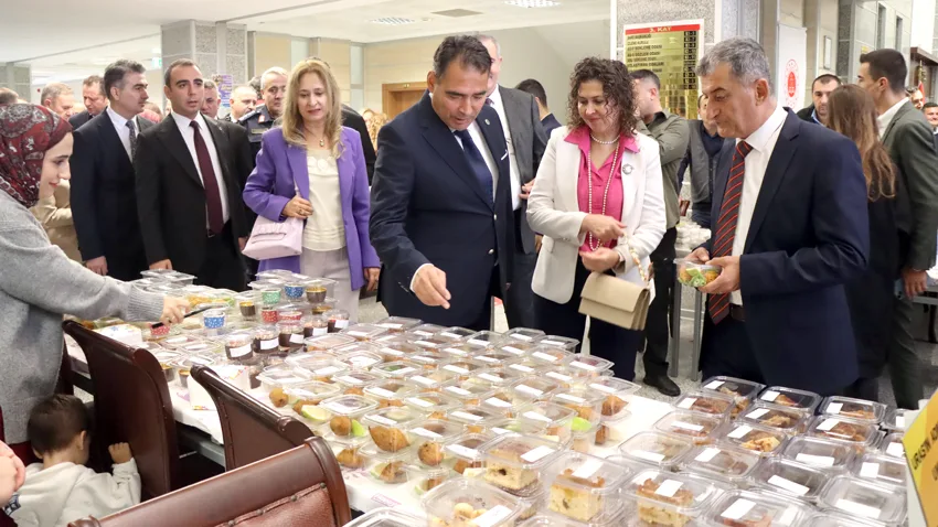 Kırklareli’nde hükümlü ve tutukluların yaptığı el sanatları sergilendi