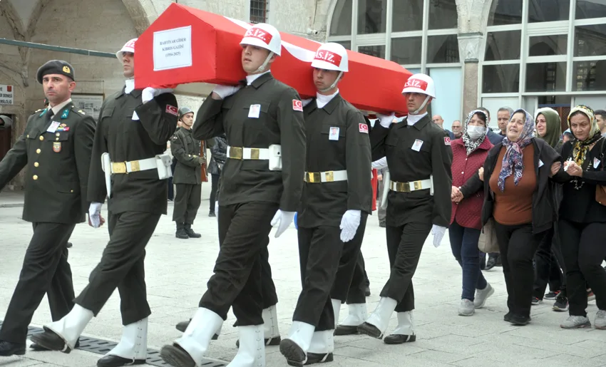 Kıbrıs gazisi, memleketi Kırklareli’nde son yolculuğuna uğurlandı
