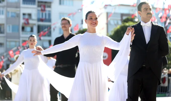 Kirklareli cumhuriyet bayrami 6 - Trakya’da Cumhuriyet’in 102. yılı kutlanıyor