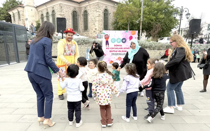 Kiz cocuklarinin gunu 2 - Tekirdağ’da Dünya Kız Çocukları Günü kutlandı