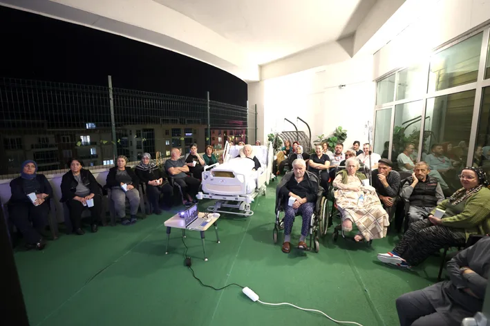 Palyatif hastalari film 4 - Kırklareli’nde palyatif servisteki hastalar “Günebakan Balkon”da film izleyerek moral buluyor
