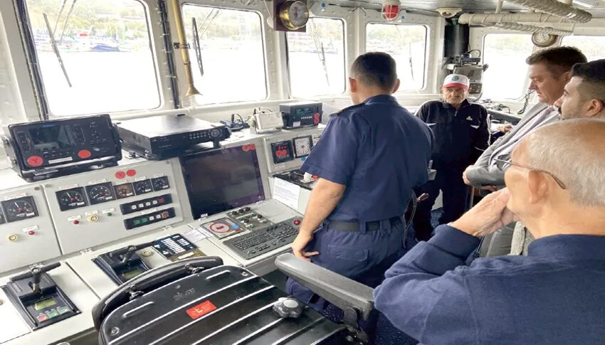 Kırklareli’nde huzurevi sakinleri TCSG-93 botunu gezdi