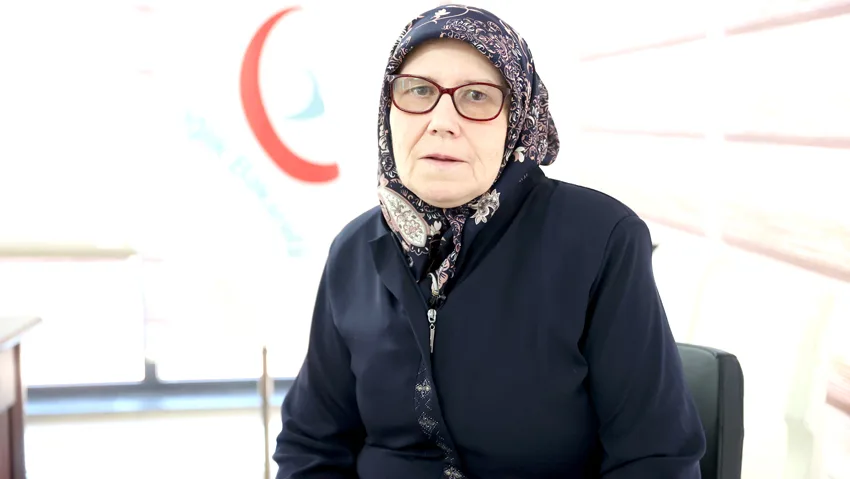 Erken evre teşhisi ve tedaviyle kansersiz 18 yılı geride bıraktı