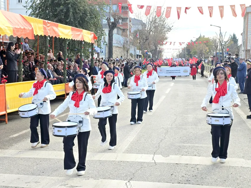 25 kasim programi 32 - Kara günden aydınlığa…