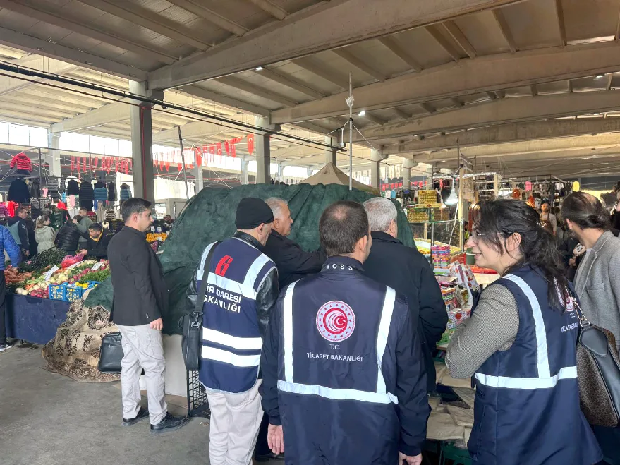 Edirne’de pazar yeri ve çevresinde denetim: Ceza yağdı
