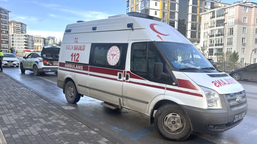 Edirne’de motosikletle otomobilin çarpışması sonucu 1 kişi yaralandı