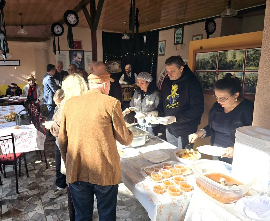 ADD Edirne Şubesi, Atatürk’ü sevdiği tatlarla andı