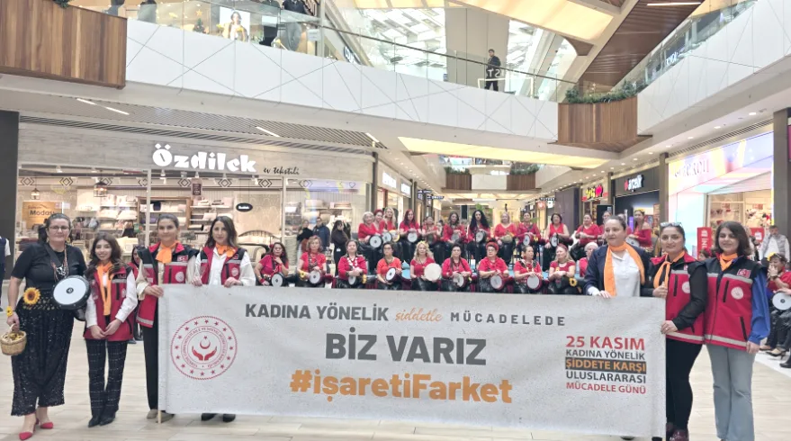 Edirne’de kadına şiddetle mücadele için kurumlar AVM’de buluştu
