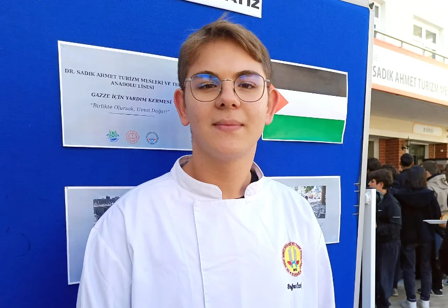 Asci Adayi Ogrenciler Kermes 2 - Aşçı adayı öğrencilerden Gazze’ye destek kermesi
